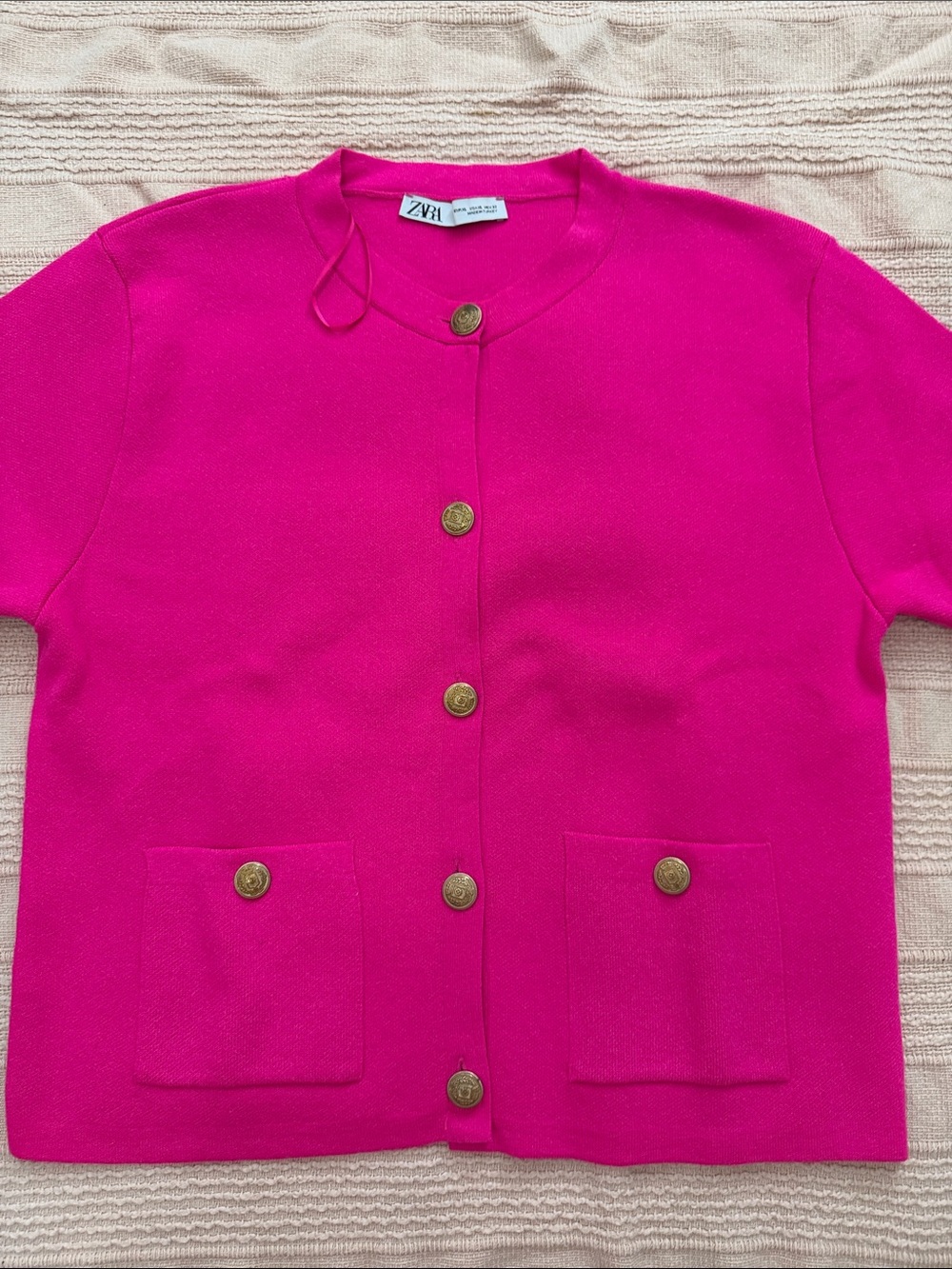 Zara Fuchsia Short-Sleeve Button-Down Cardigan with Gold Buttons - Picture 3 of 6